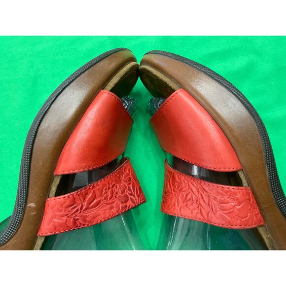 Dansko women’s Red leather slide sandals with two straps size 40 (US 9) - Picture 10 of 16